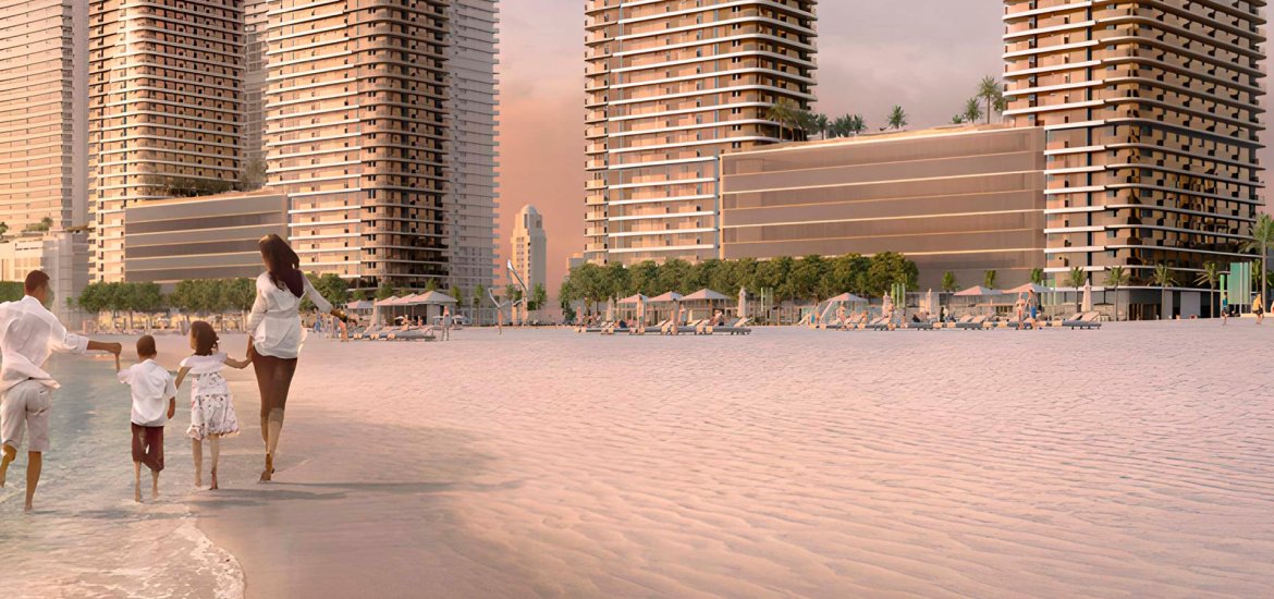 Apartamento en venta en Emaar beachfront, Dubai, EAU 1 dormitorio, 68 m2 No. 6790 - foto 1